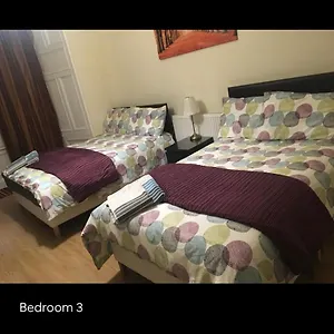 Abdul's Resident , Edinburgh United Kingdom