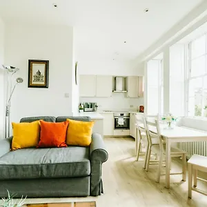 Luxury 1 Bed Flat, Spectacular Views Of , Bath United Kingdom